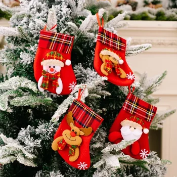 Новые Рождественские украшения, клетчатая кайма, Маленькие подарочные носки с героями мультфильмов, Рождественские носки, Праздничные украшения, Носки